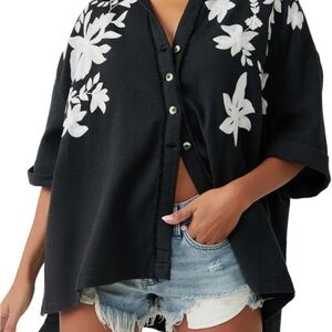We The Free Flowers Oversized Embroidered Shirt Size XS Black White Button Up